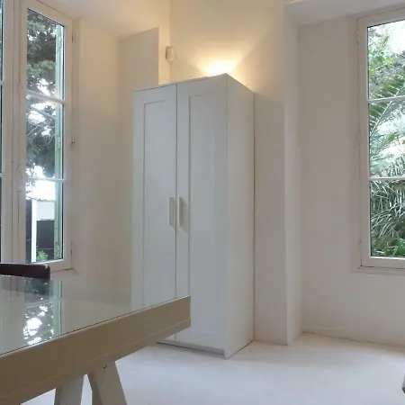 Alouettes Apartment *
